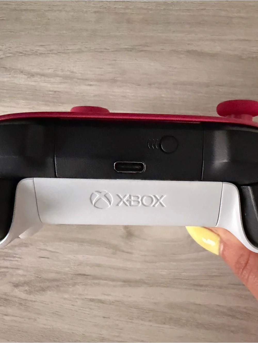 Microsoft Pink Wireless Xbox Controller
